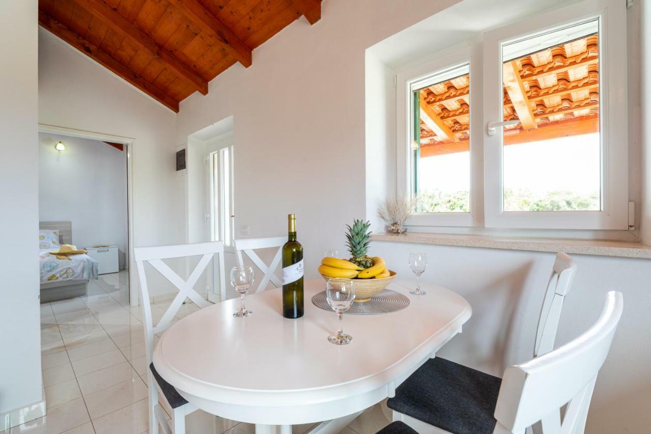 Вілла Vineyard House & Olive Grove House Рачище Екстер'єр фото