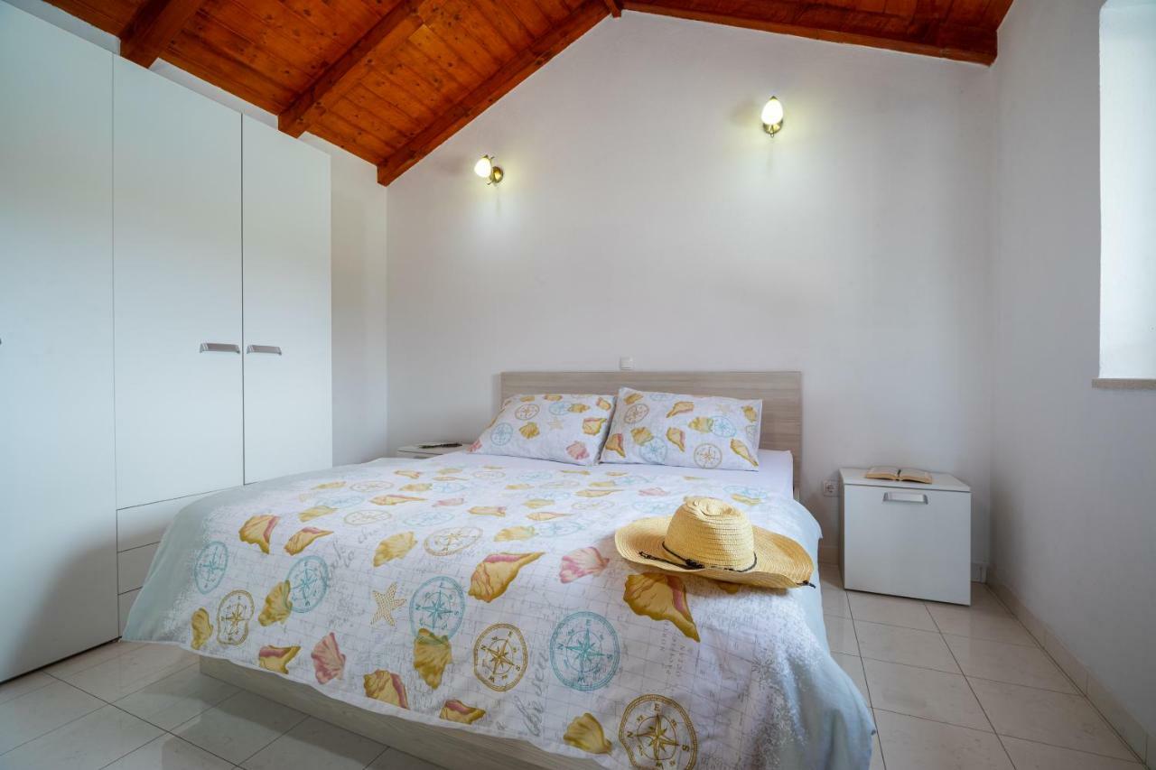Вілла Vineyard House & Olive Grove House Рачище Екстер'єр фото