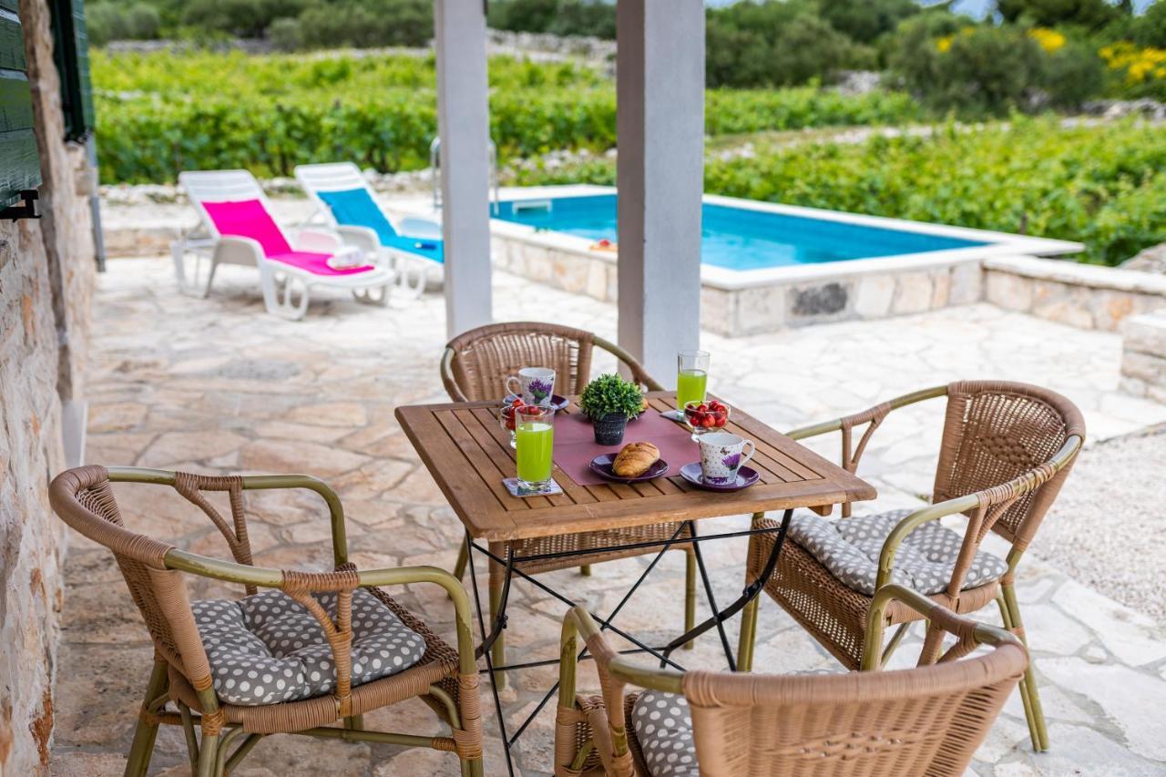 Вілла Vineyard House & Olive Grove House Рачище Екстер'єр фото